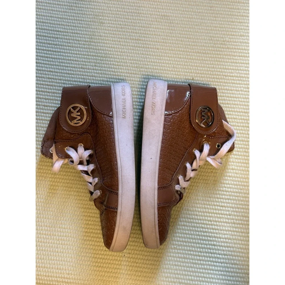 Michael Kors Ivy Lexi Cognac Embossed Brown Kids Shoes Size US 1 Casual